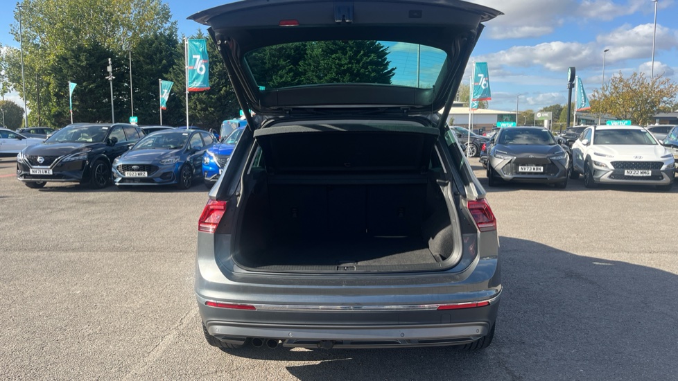 Volkswagen Tiguan 2.0 BiTDi 240 4Motion SEL 5dr DSG Diesel Estate - Image 4