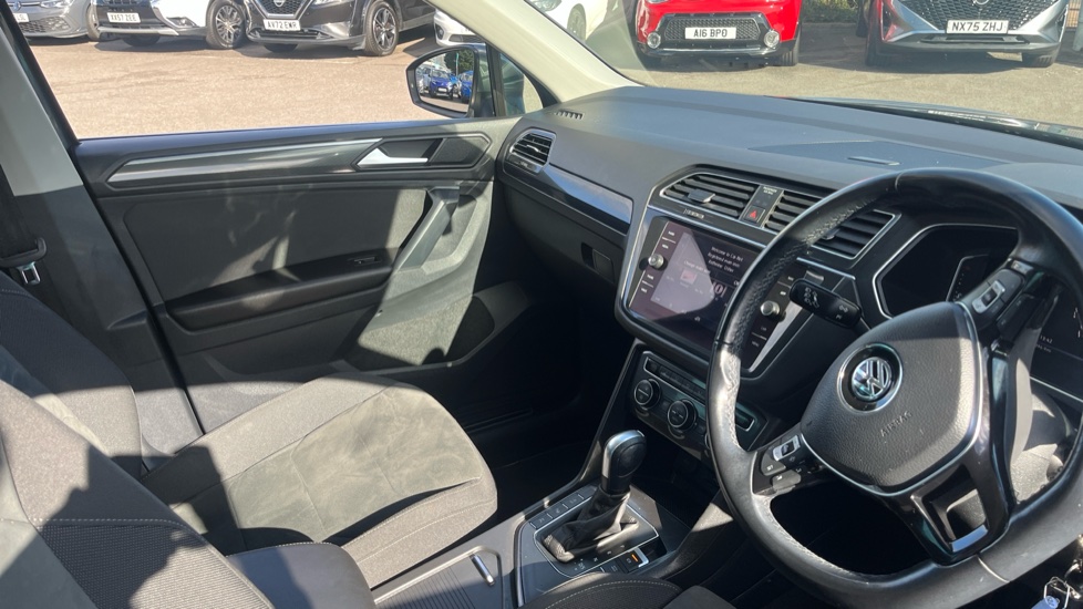 Volkswagen Tiguan 2.0 BiTDi 240 4Motion SEL 5dr DSG Diesel Estate - Image 14