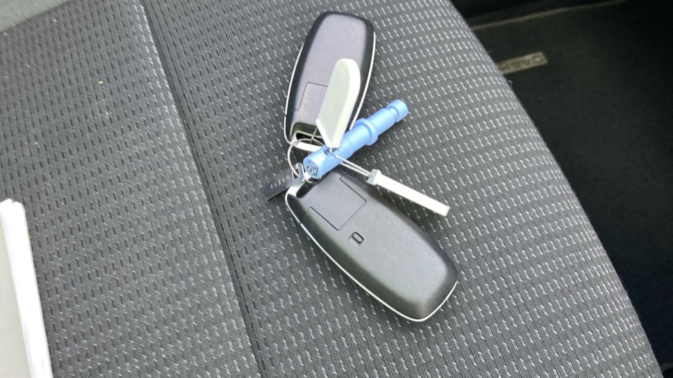 Nissan Qashqai 1.3 DiG-T MH 158 Acenta Premium 5dr Xtronic Petrol Hatchback - Image 20