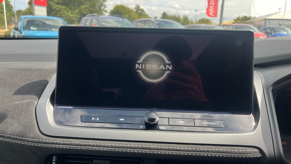 Nissan Qashqai 1.5 E-Power 205 Tekna+ 5dr Auto Hybrid Hatchback - Image 12