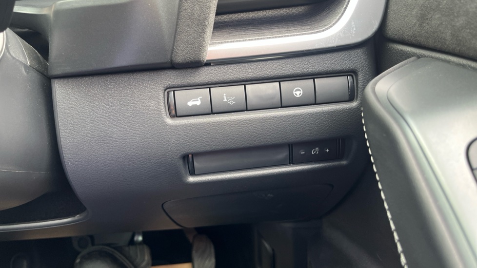 Nissan Qashqai 1.5 E-Power 205 Tekna+ 5dr Auto Hybrid Hatchback - Image 26