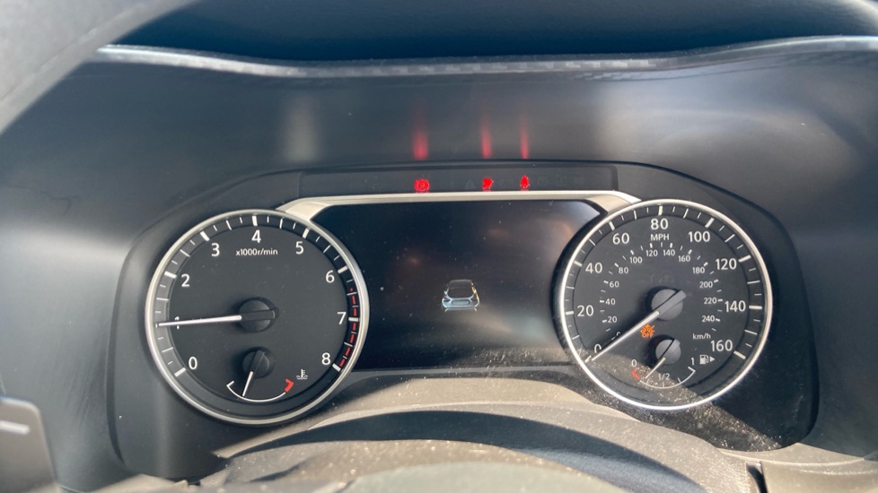 Nissan Juke 1.0 DiG-T Acenta Premium 5dr DCT Petrol Hatchback - Image 18