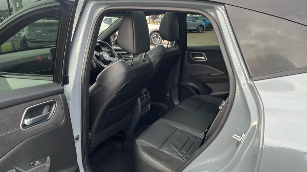 Nissan Qashqai 1.5 E-Power N-Design 5dr Auto Hybrid Hatchback - Image 16