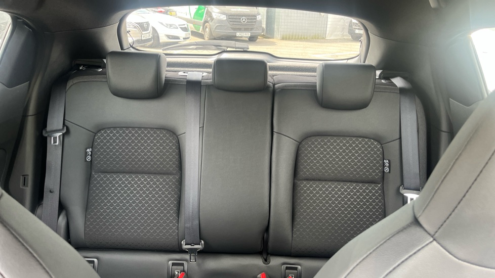 Nissan Juke 1.0 DiG-T N-Connecta 5dr Petrol Hatchback - Image 15