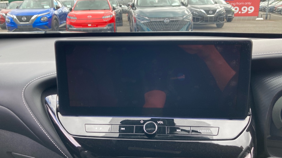 Nissan Juke 1.6 Hybrid Tekna 5dr Auto Hybrid Hatchback - Image 12