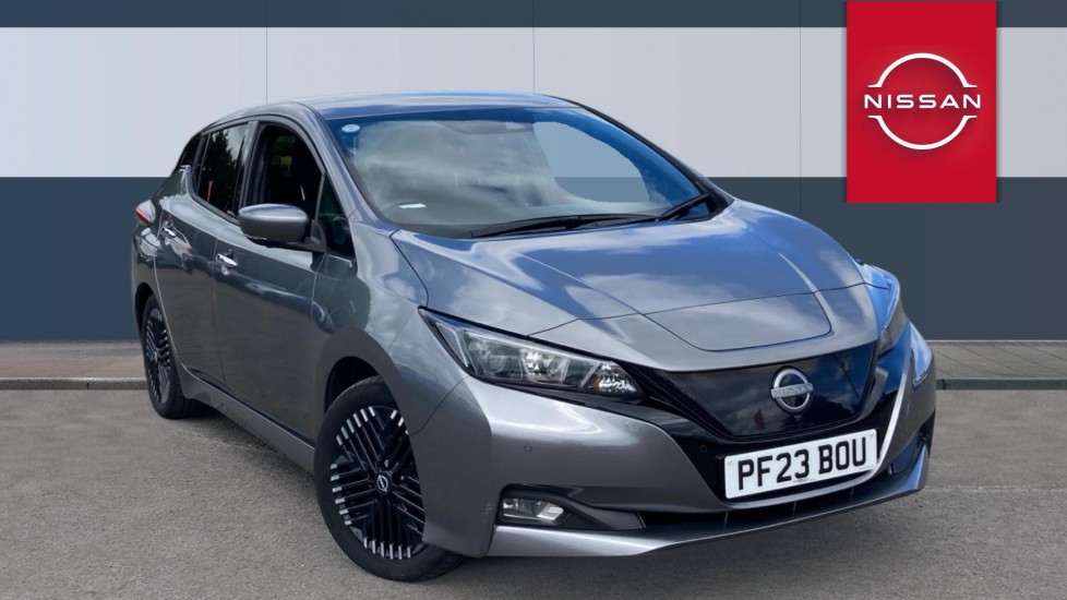 Nissan LEAF 110kW N-Connecta 39kWh 5dr Auto Electric Hatchback - Image 1