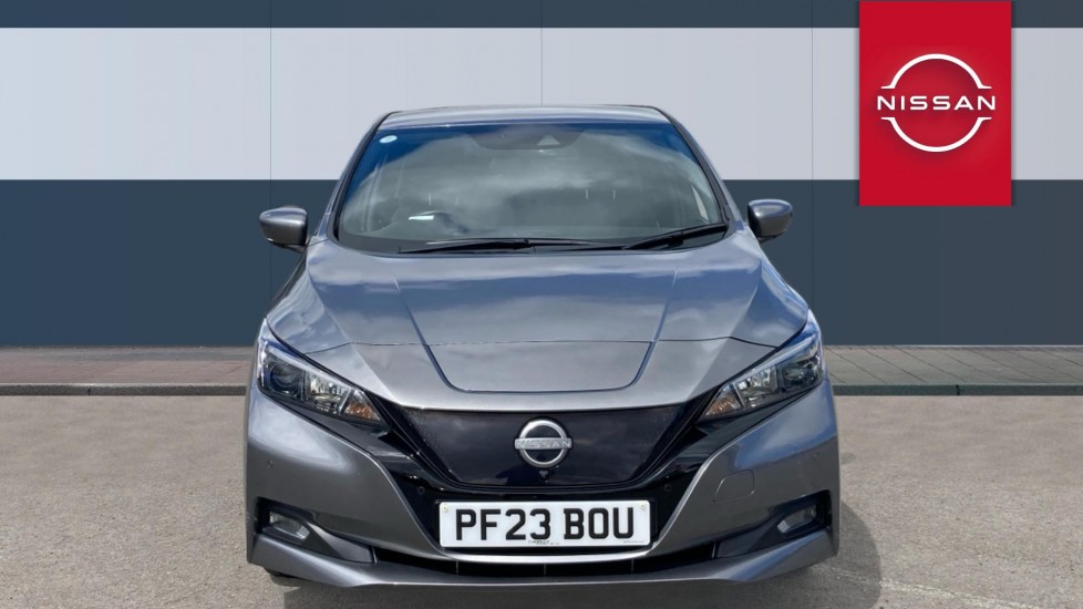 Nissan LEAF 110kW N-Connecta 39kWh 5dr Auto Electric Hatchback - Image 3