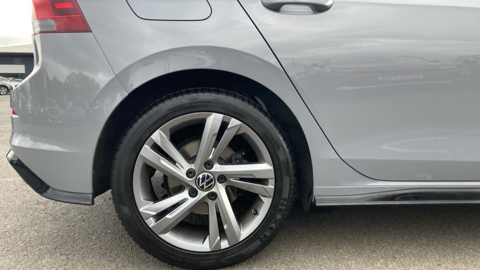 Volkswagen Golf 1.5 TSI 150 R-Line 5dr Petrol Hatchback - Image 7