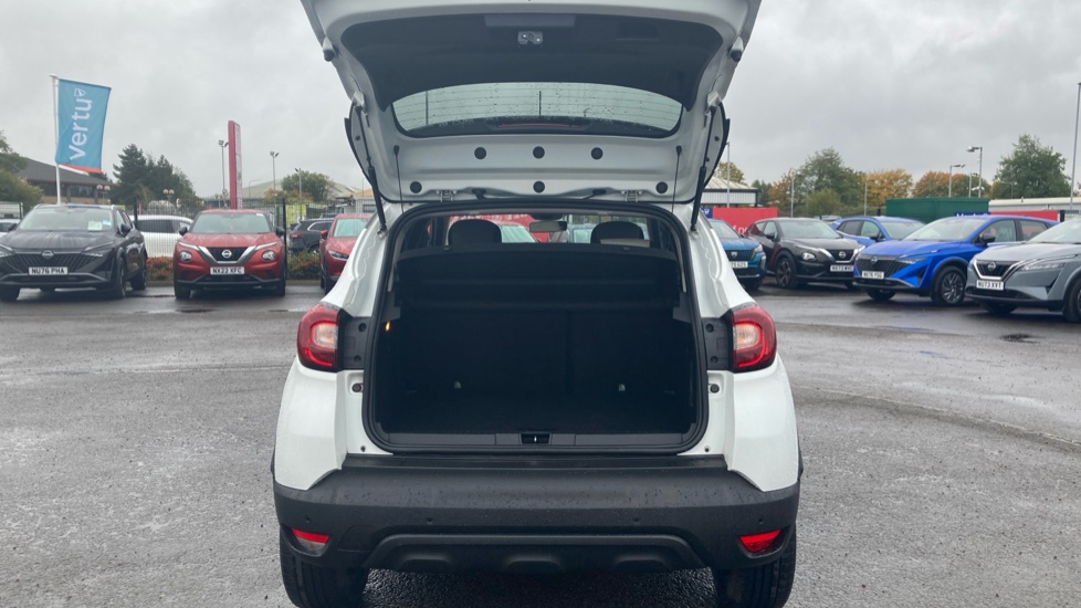 Renault Captur 1.5 dCi 90 Iconic 5dr EDC Diesel Hatchback - Image 4