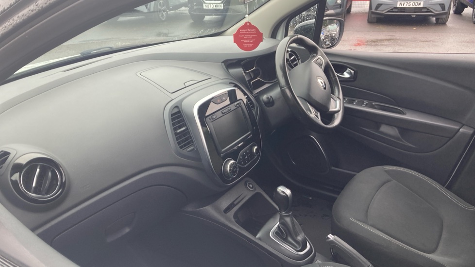 Renault Captur 1.5 dCi 90 Iconic 5dr EDC Diesel Hatchback - Image 9