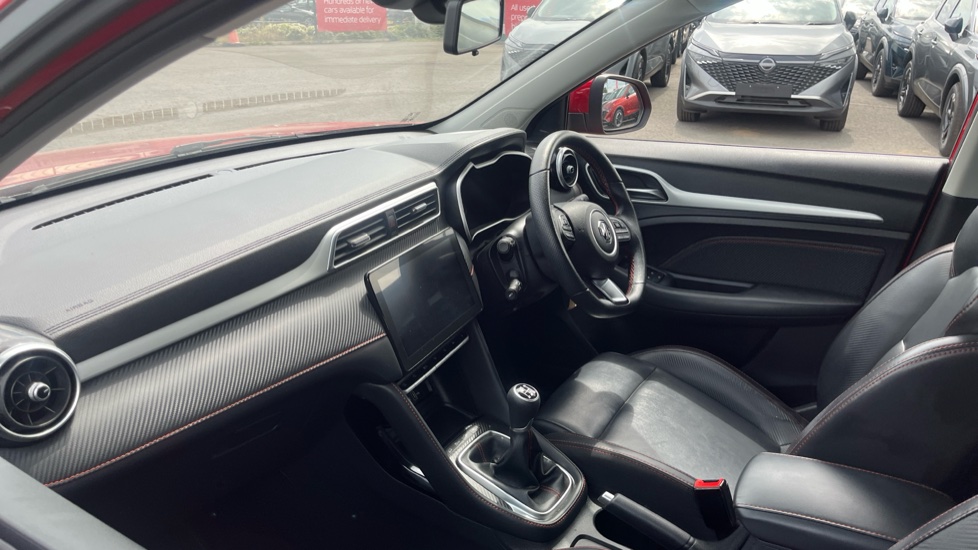 MG ZS 1.5 VTi-TECH Exclusive 5dr Petrol Hatchback - Image 9