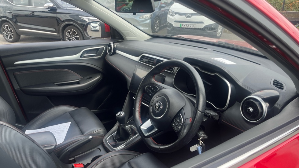 MG ZS 1.5 VTi-TECH Exclusive 5dr Petrol Hatchback - Image 11