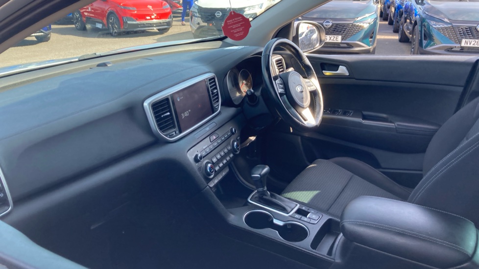 Kia Sportage 1.6 CRDi 48V ISG 2 5dr DCT Auto Diesel Estate - Image 9