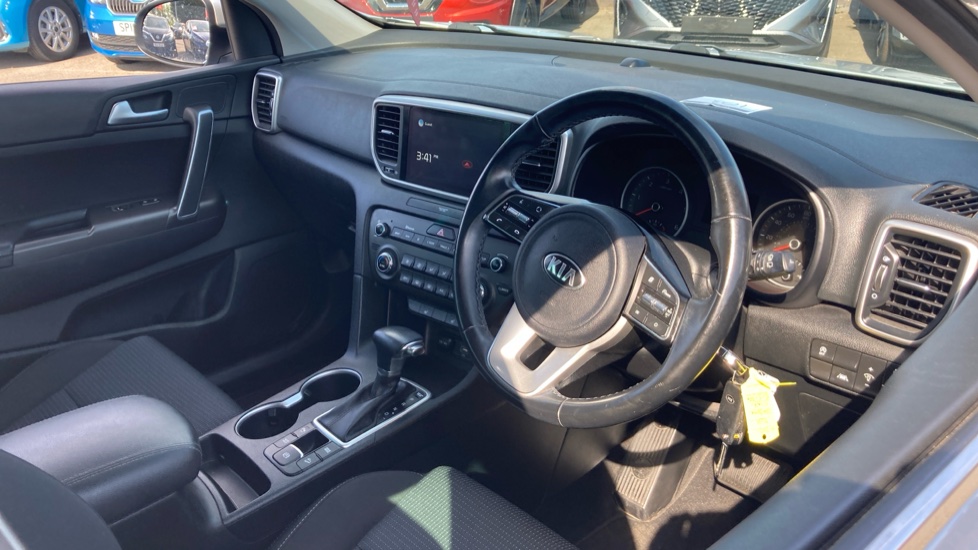 Kia Sportage 1.6 CRDi 48V ISG 2 5dr DCT Auto Diesel Estate - Image 11