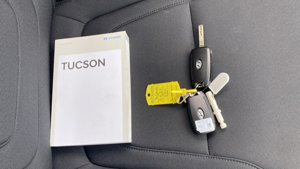 Hyundai TUCSON 1.6 TGDi SE Connect 5dr 2WD Petrol Estate - Image 19