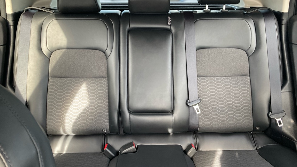 Nissan ARIYA 160kW Advance 63kWh 22kWCh 5dr Auto Electric Hatchback - Image 15