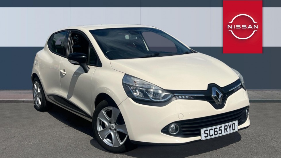 Renault Clio 1.2 16V Dynamique Nav 5dr Petrol Hatchback - Image 1