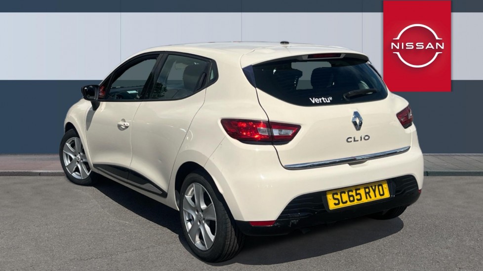 Renault Clio 1.2 16V Dynamique Nav 5dr Petrol Hatchback - Image 2