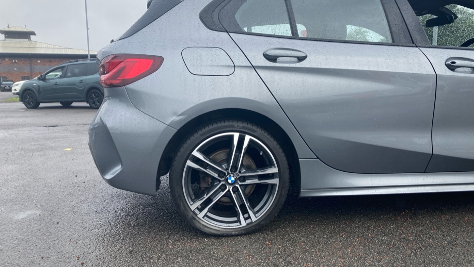 BMW 1 Series 118i [136] M Sport 5dr Step Auto [LCP] Petrol Hatchback - Image 7