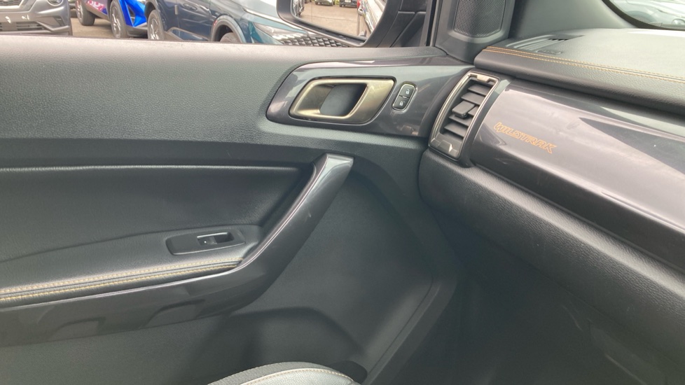 Ford Ranger Diesel Pick Up Double Cab Wildtrak 2.0 EcoBlue 213 Auto - Image 25