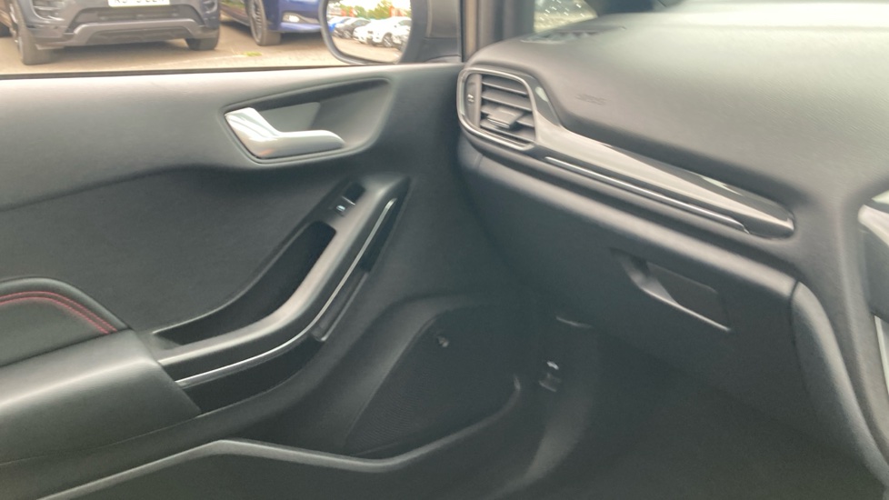 Ford Fiesta 1.0 EcoBoost Hybrid mHEV 155 ST-Line X Edition 5dr Petrol Hatchback - Image 24