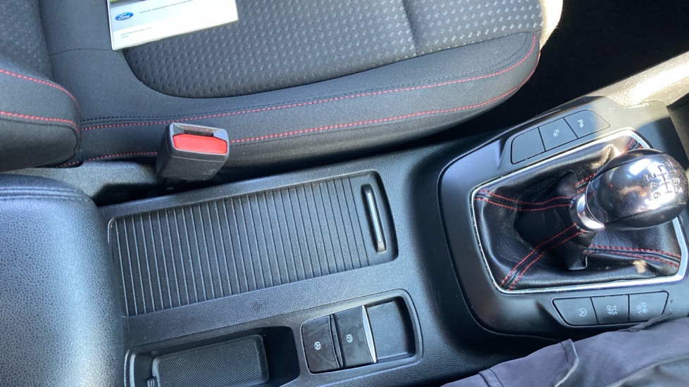 Ford Focus 1.5 EcoBoost 150 ST-Line 5dr Petrol Hatchback - Image 24