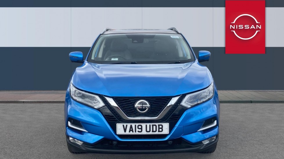 Nissan Qashqai 1.5 dCi 115 Tekna 5dr Diesel Hatchback - Image 3