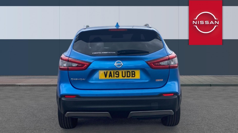 Nissan Qashqai 1.5 dCi 115 Tekna 5dr Diesel Hatchback - Image 6
