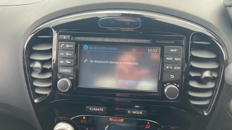 Nissan Juke 1.5 dCi N-Connecta 5dr Diesel Hatchback - Image 12
