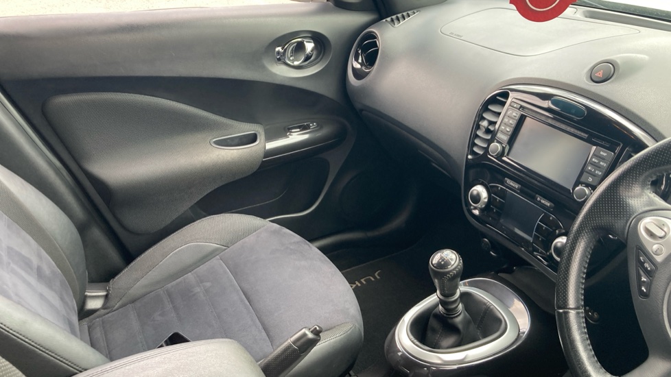 Nissan Juke 1.5 dCi N-Connecta 5dr Diesel Hatchback - Image 14