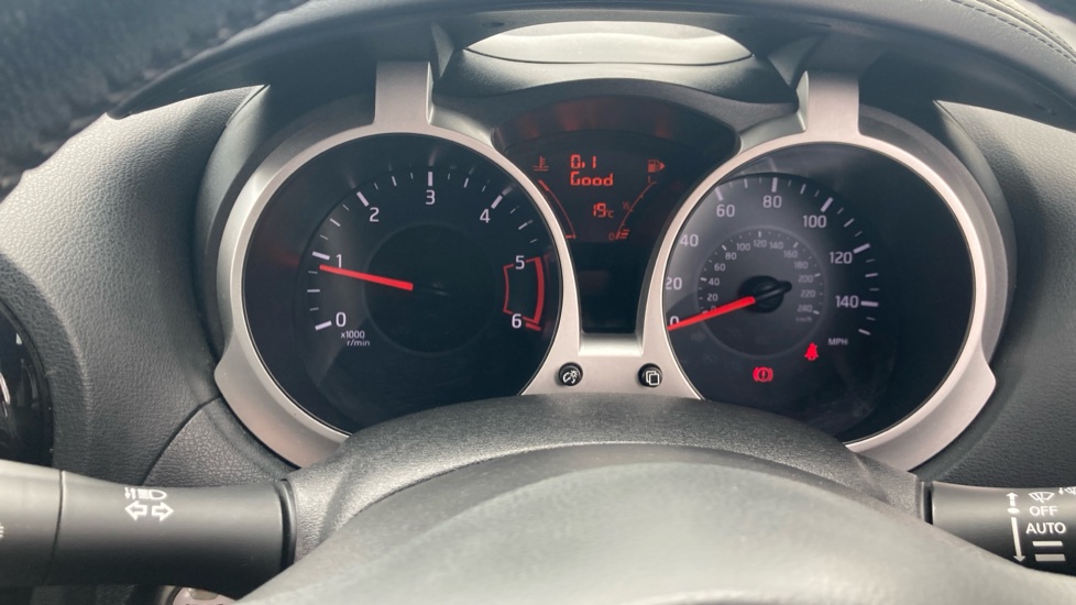 Nissan Juke 1.5 dCi N-Connecta 5dr Diesel Hatchback - Image 18