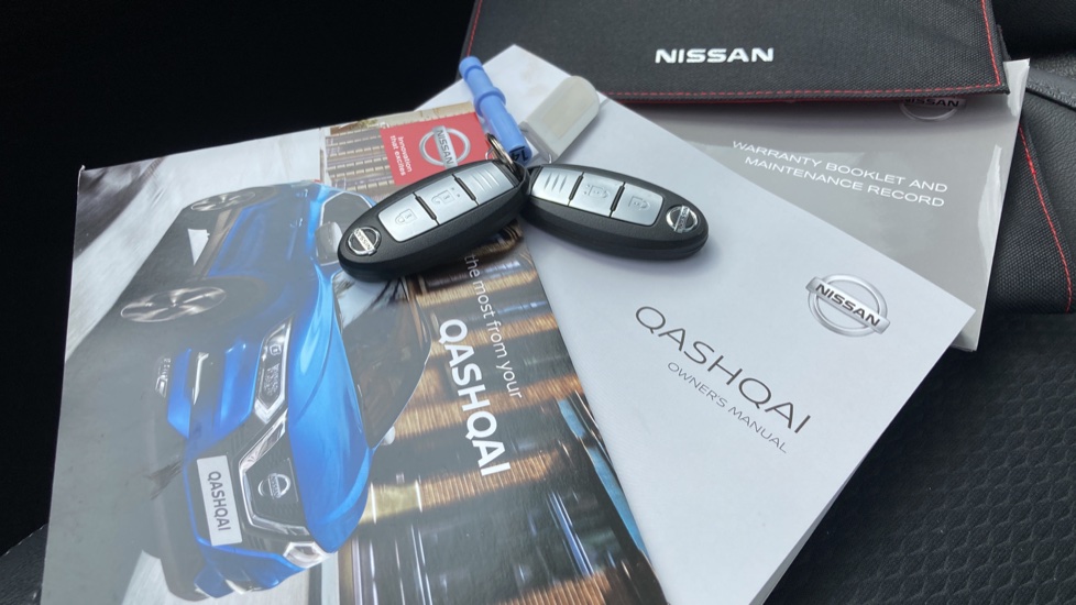 Nissan Qashqai 1.5 dCi 115 Tekna 5dr Diesel Hatchback - Image 19