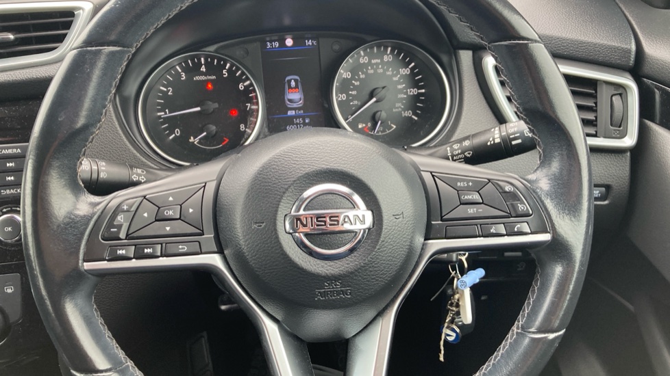 Nissan Qashqai 1.3 DiG-T Acenta Premium 5dr Petrol Hatchback - Image 24