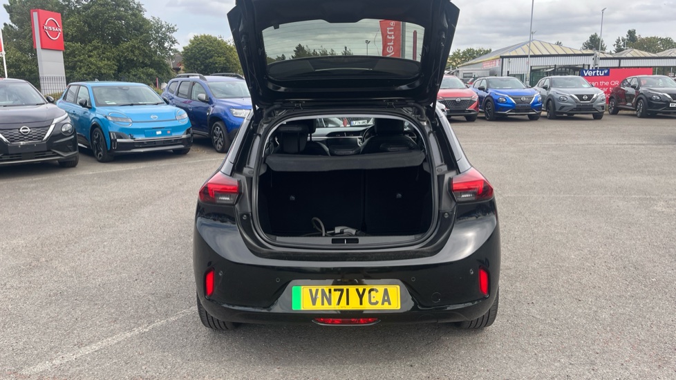 Vauxhall Corsa 100kW Elite Nav Premium 50kWh 5dr Auto [7.4kWCh] Electric Hatchback - Image 4