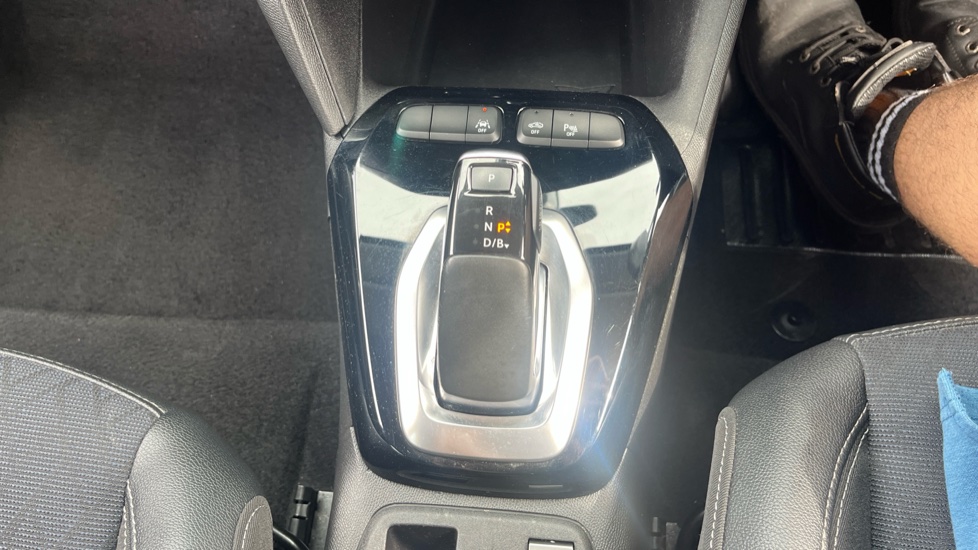 Vauxhall Corsa 100kW Elite Nav Premium 50kWh 5dr Auto [7.4kWCh] Electric Hatchback - Image 13