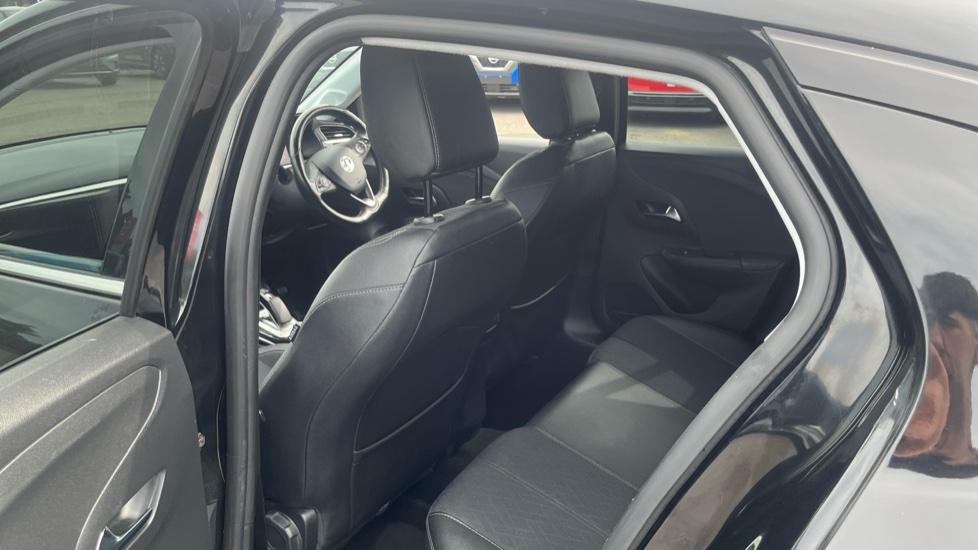 Vauxhall Corsa 100kW Elite Nav Premium 50kWh 5dr Auto [7.4kWCh] Electric Hatchback - Image 16