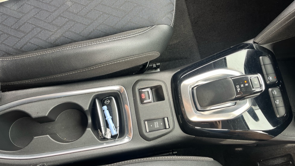 Vauxhall Corsa 100kW Elite Nav Premium 50kWh 5dr Auto [7.4kWCh] Electric Hatchback - Image 22