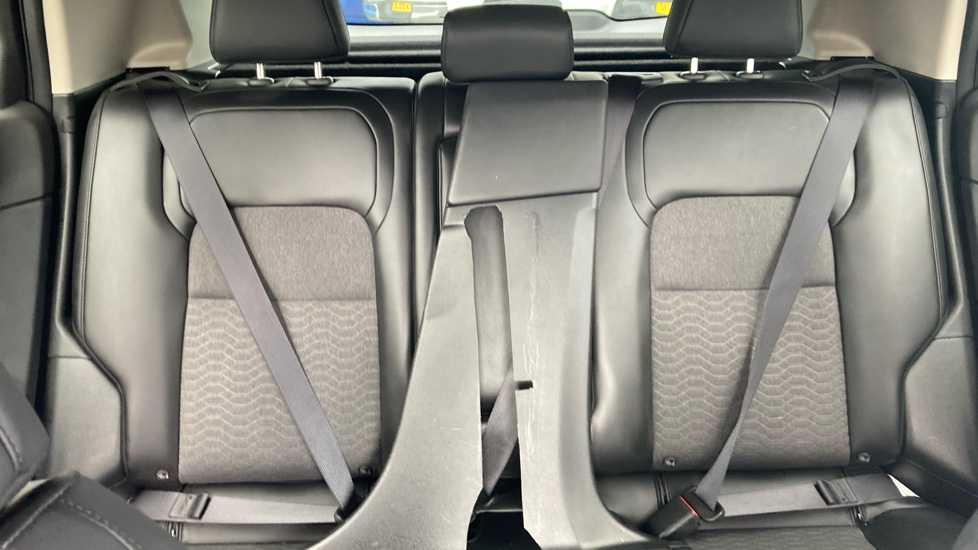 Nissan ARIYA 160kW Advance 63kWh 22kWCh 5dr Auto Electric Hatchback - Image 15