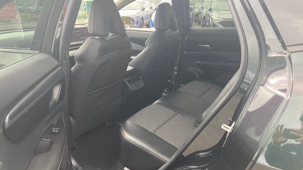 Nissan ARIYA 160kW Advance 63kWh 22kWCh 5dr Auto Electric Hatchback - Image 16