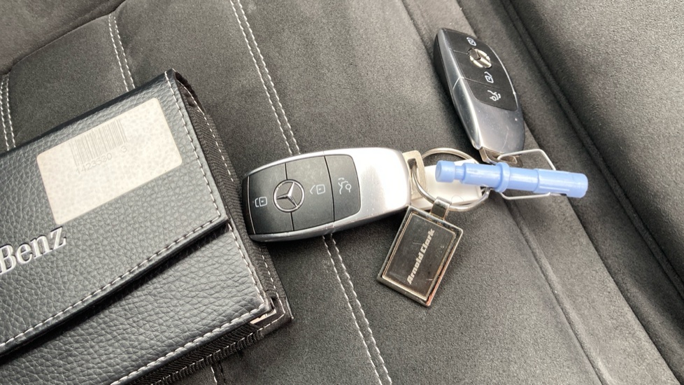 Mercedes-Benz C-Class C200 AMG Line Premium 2dr 9G-Tronic Petrol Coupe - Image 20