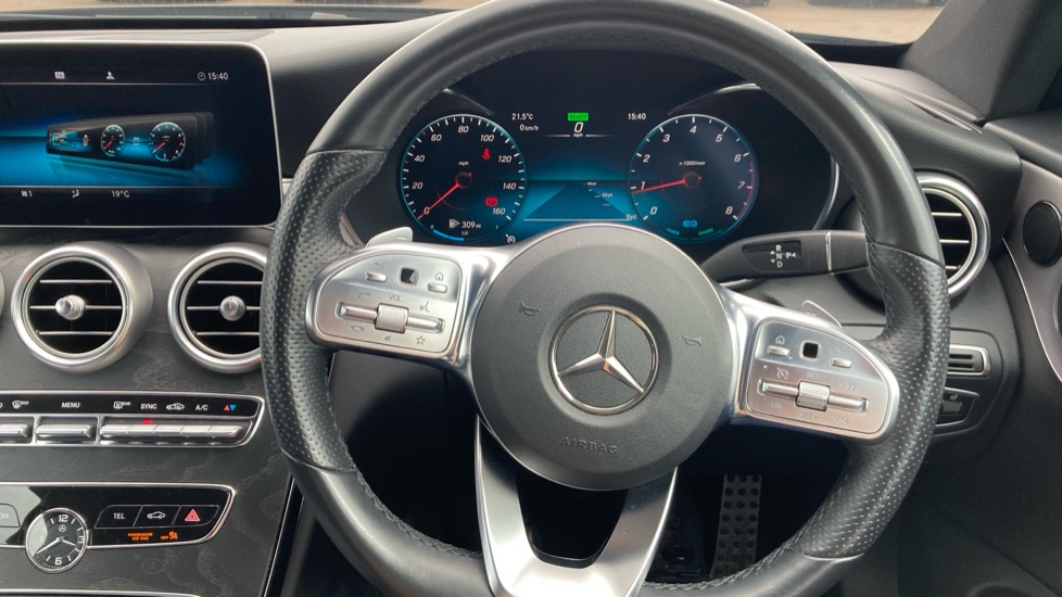 Mercedes-Benz C-Class C200 AMG Line Premium 2dr 9G-Tronic Petrol Coupe - Image 25