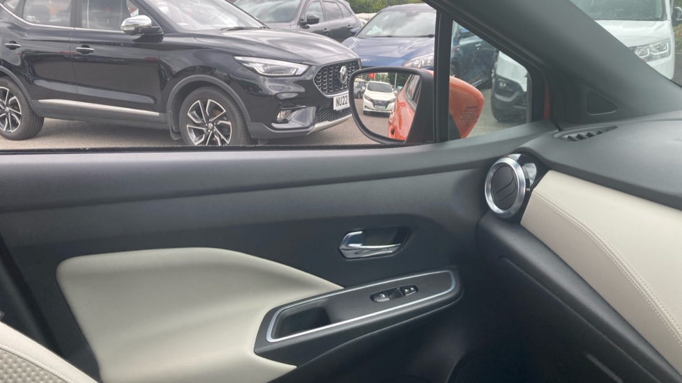 Nissan Micra 1.0 IG-T 92 Tekna 5dr CVT Petrol Hatchback - Image 22
