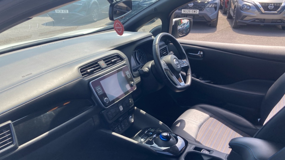 Nissan LEAF 110kW Shiro 39kWh 5dr Auto Electric Hatchback - Image 9