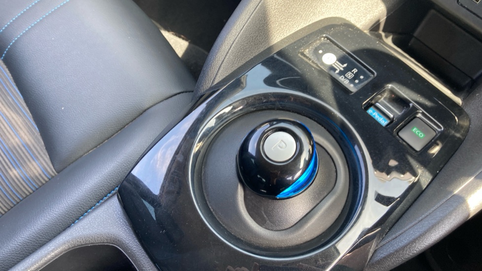 Nissan LEAF 110kW Shiro 39kWh 5dr Auto Electric Hatchback - Image 13