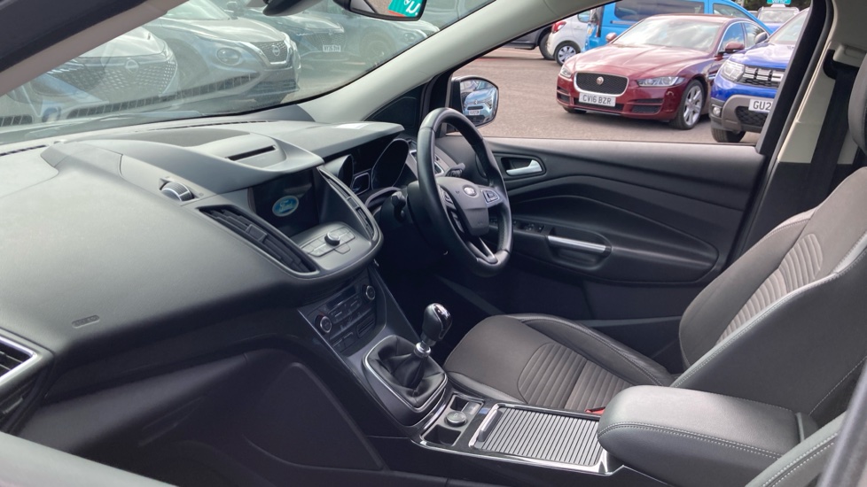 Ford Kuga 1.5 TDCi Titanium Edition 5dr 2WD Diesel Estate - Image 9