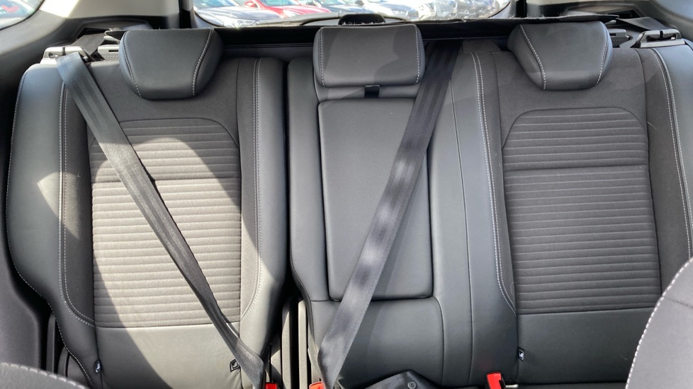 Ford Kuga 1.5 TDCi Titanium Edition 5dr 2WD Diesel Estate - Image 15