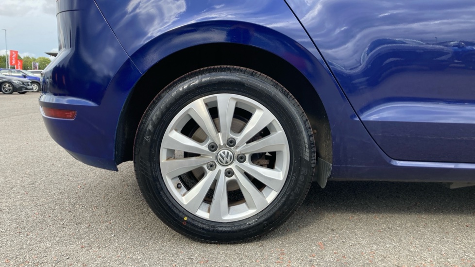 Volkswagen Golf SV 1.4 TSI SE 5dr Petrol Hatchback - Image 7