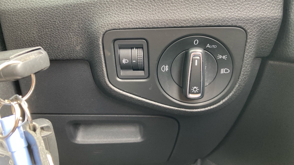 Volkswagen Golf SV 1.4 TSI SE 5dr Petrol Hatchback - Image 25