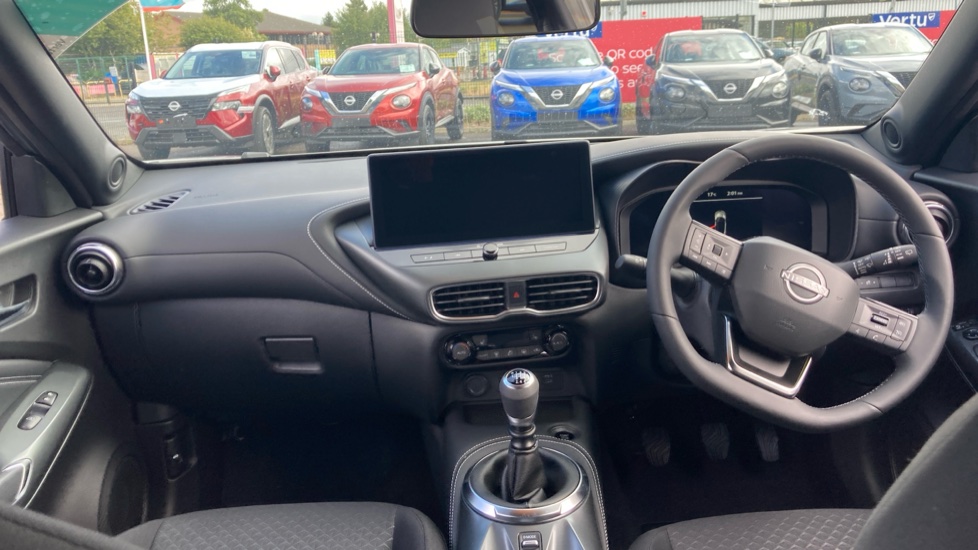 Nissan Juke 1.0 DiG-T N-Connecta 5dr Petrol Hatchback - Image 10