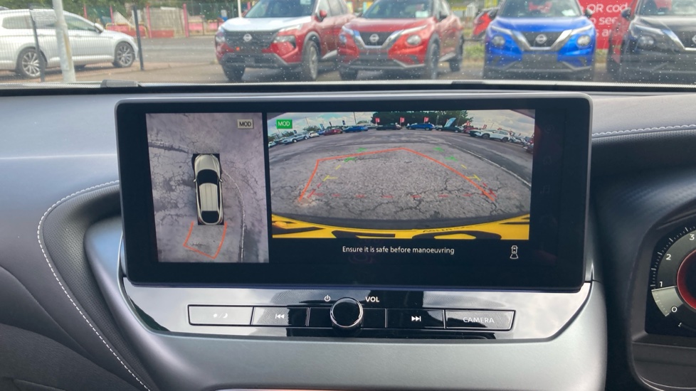 Nissan Juke 1.0 DiG-T N-Connecta 5dr Petrol Hatchback - Image 21